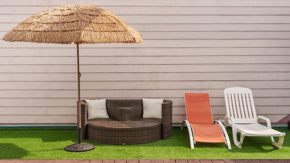 Namhae Elsia Pet Pool Villa Pension
