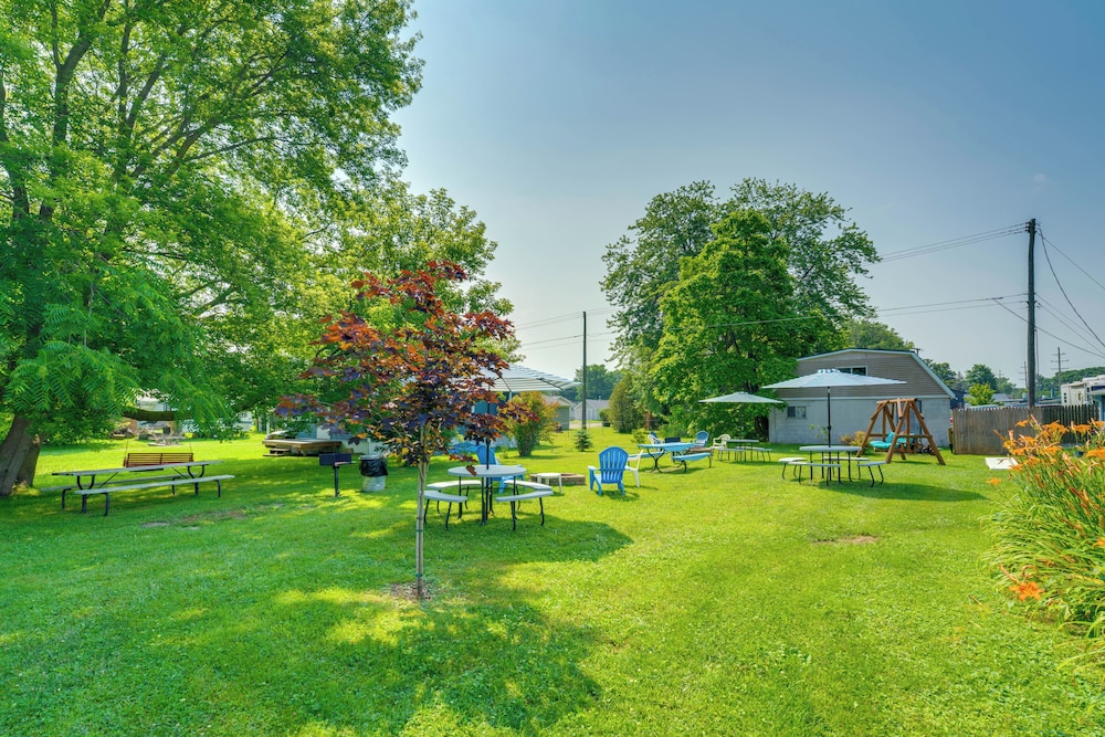 2 Blocks to Beaches: Peaceful Retreat in Lexington