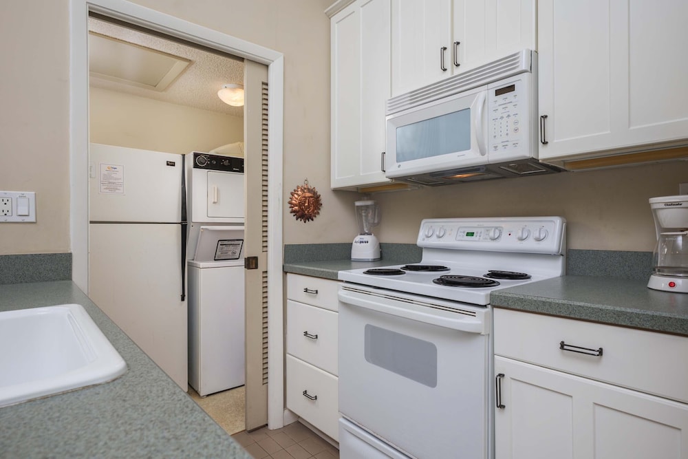 Summer Place by Distinctive Beach Rentals view 2