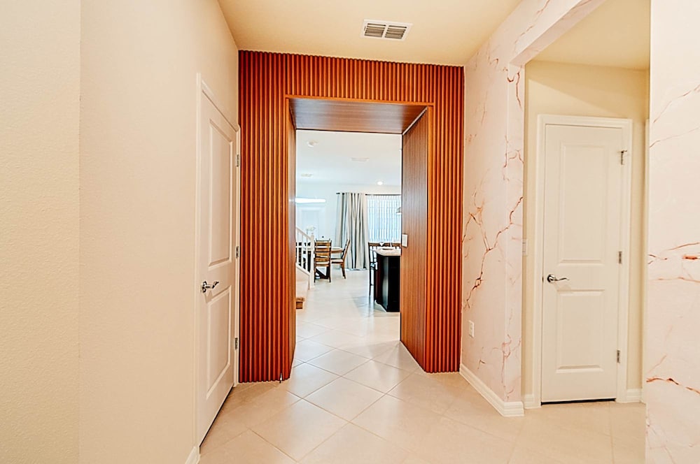 16101 Dream Home Perfect for Families Near Disney Water Parks