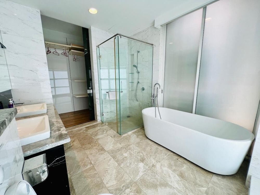 The Platinum Suites KLCC By Sky Pool