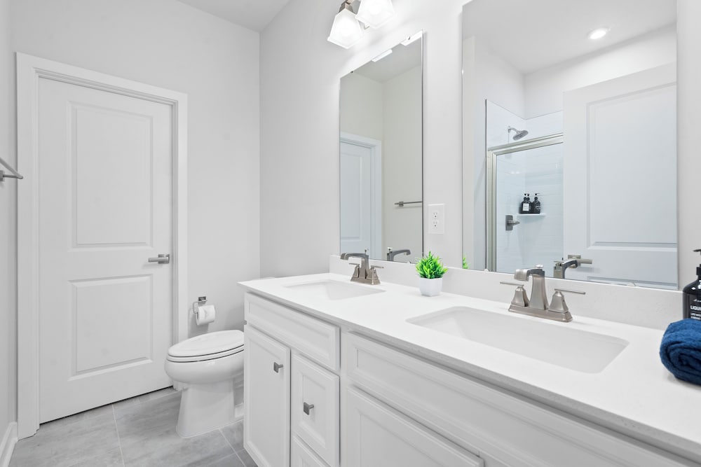 Luxe King 3BR Townhouse Uptown Charlotte
