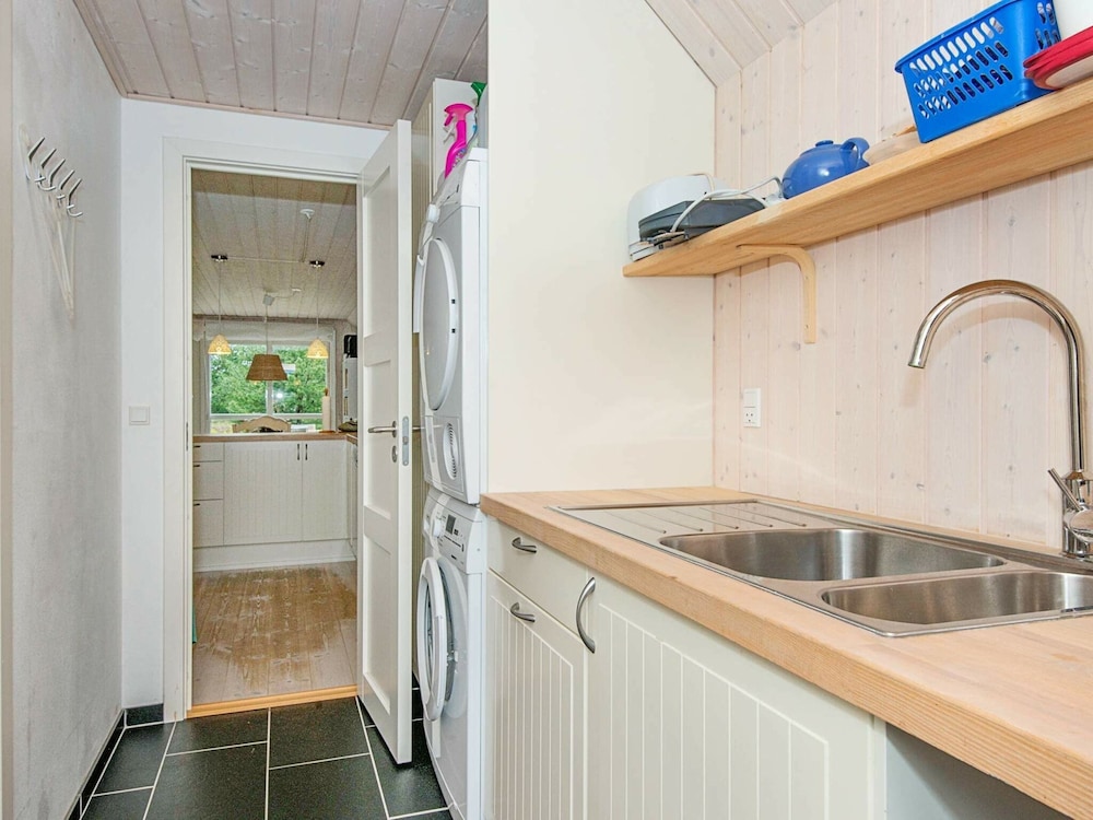 6 Person Holiday Home in Romo view 2