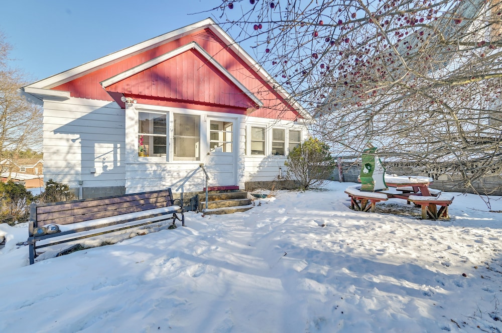 Family-friendly Home in Downtown North Creek