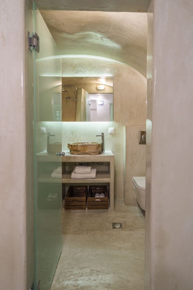 Gaia Suites