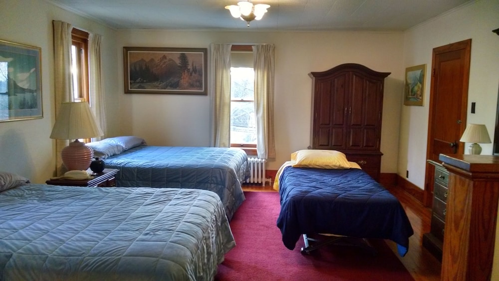 Fish & Loaves B&B