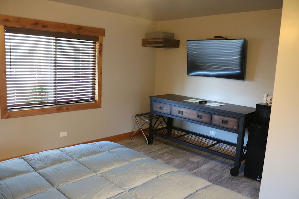Columbine Inn