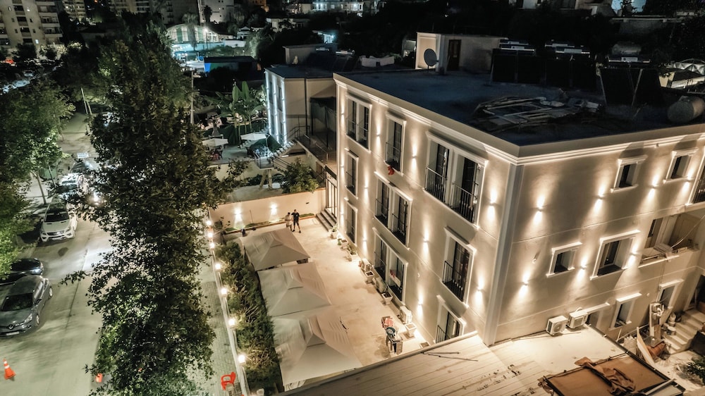 Trident Residence