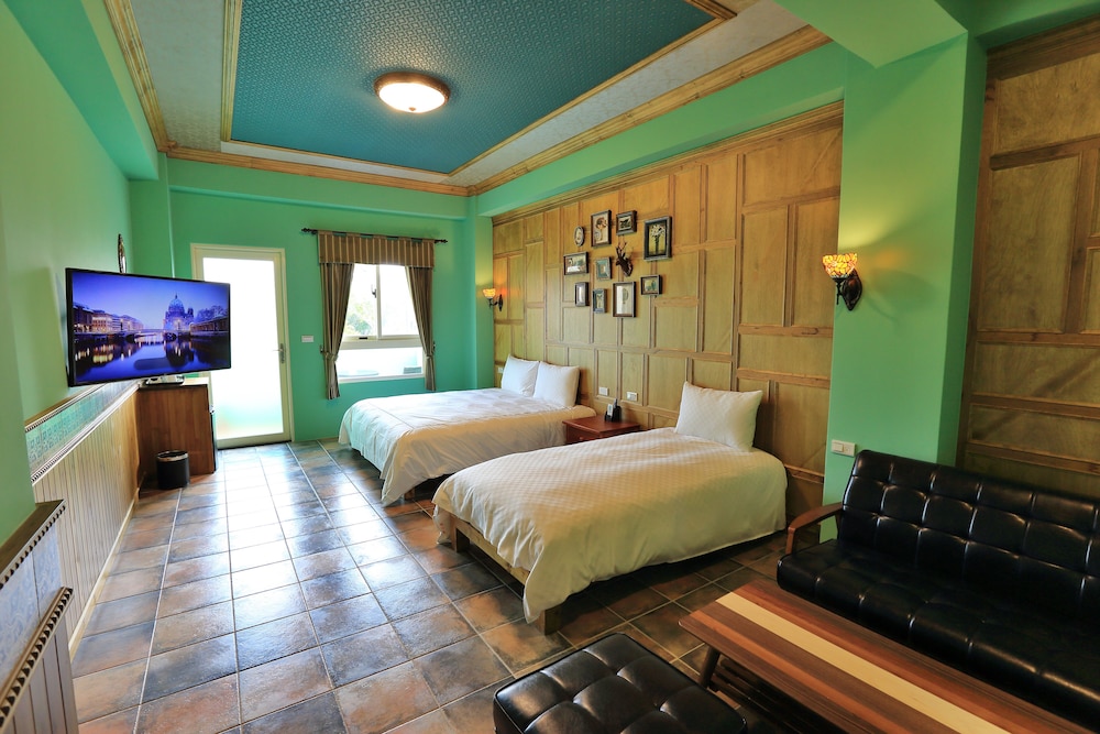 Green Resort view 2