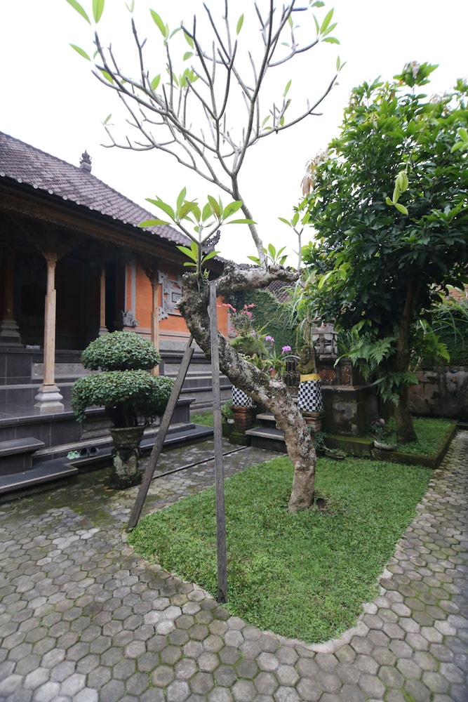 Alam Sari Homestays