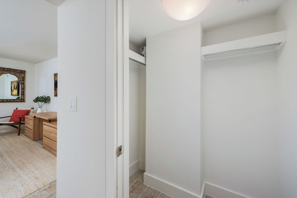 Luxury Vacation Rentals at 1 Hotel & Homes by LRMB