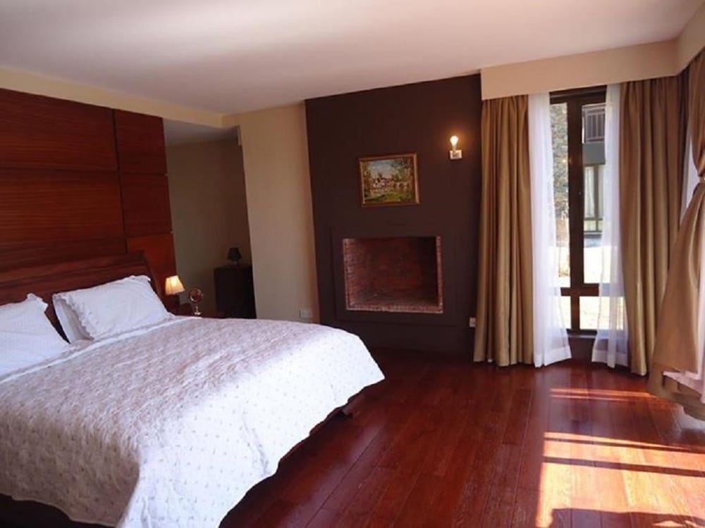 Marula House view 4