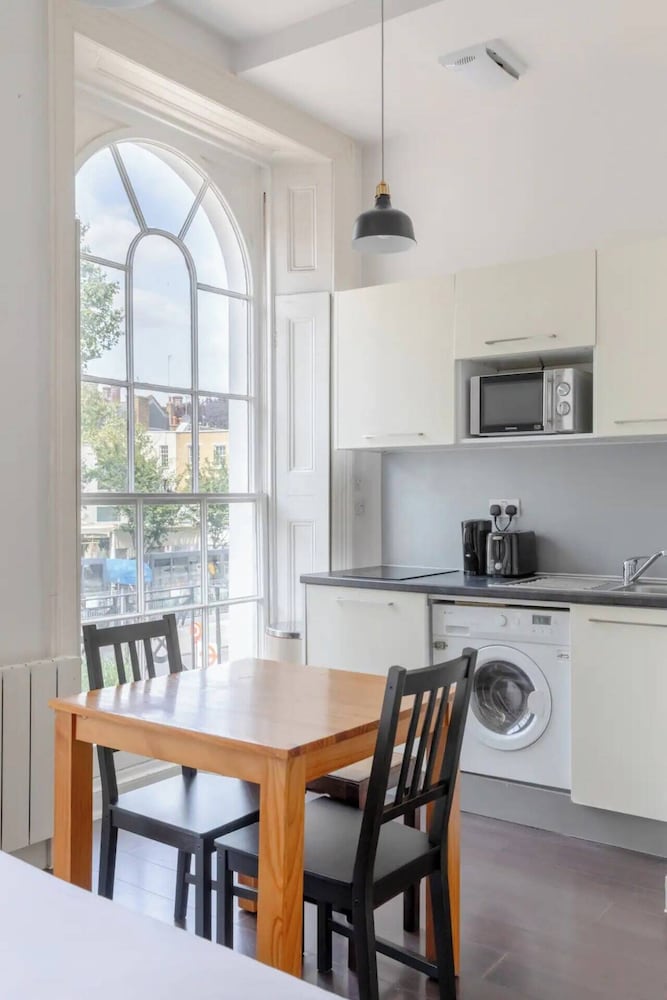 Incredibly Located Studio Flat - Camden Town