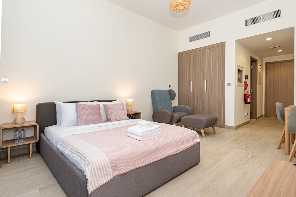Luxury StayCation - Azizi Riviera 17
