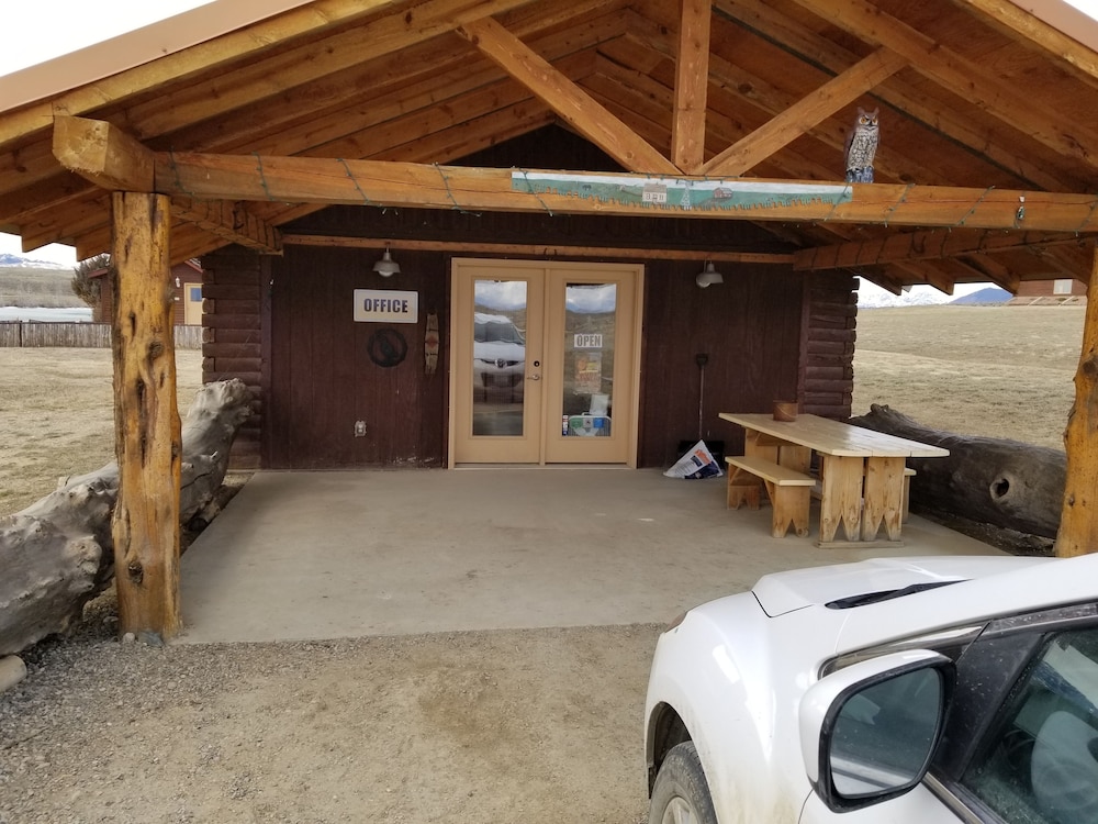 Monster Lake Ranch