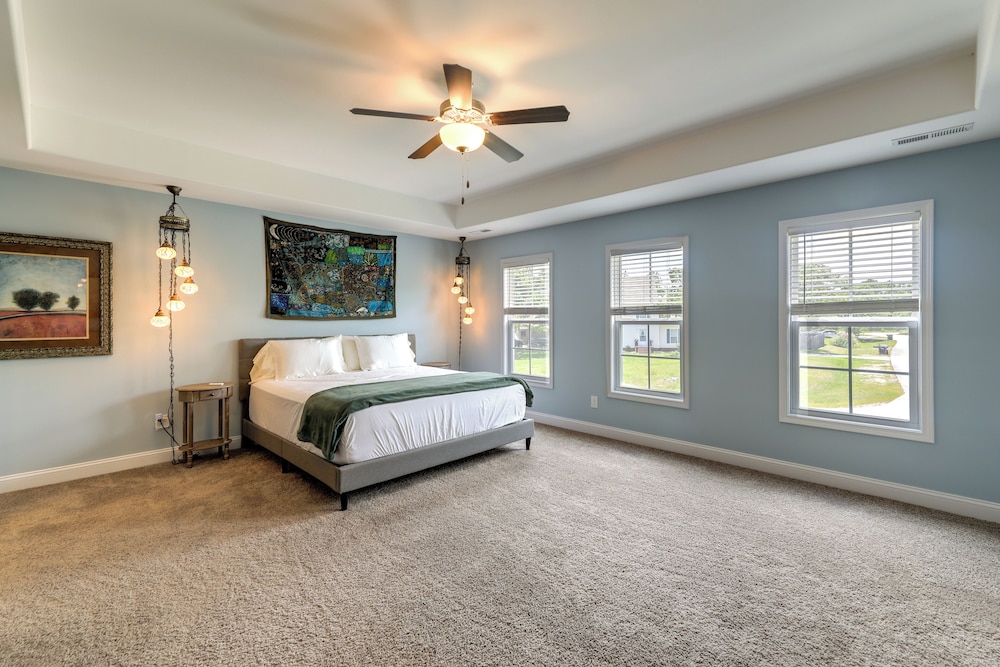 Holly Ridge Vacation Rental ~ 5 Mi to Beach