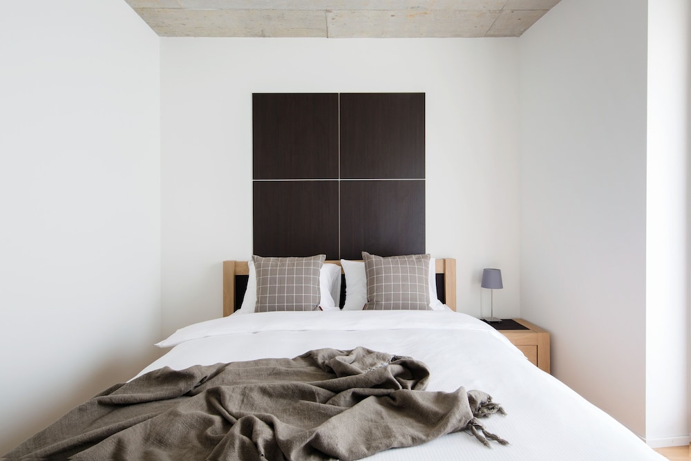 Nest - Kanzlei 225