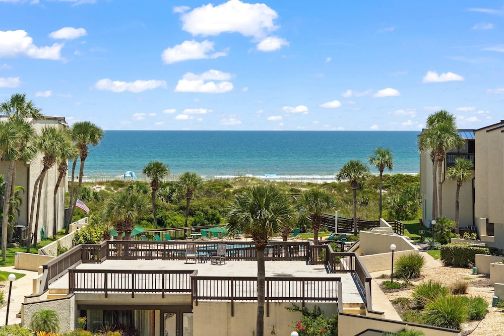 Direct Ocean View Steps to Beach Modern Updates