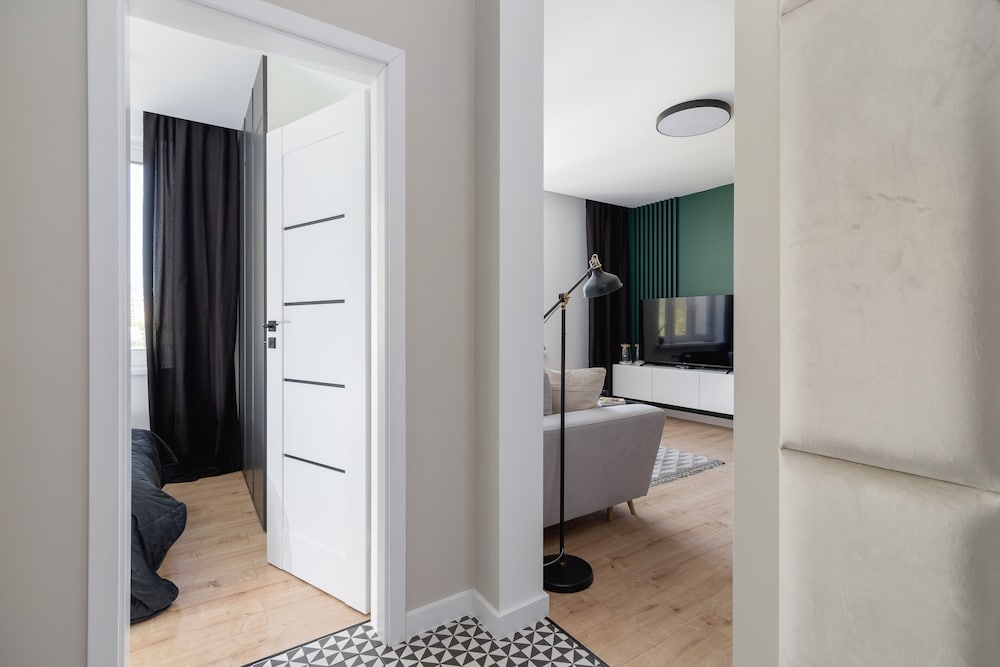 Grzegorzecka Apartment Cracow by Renters view 5