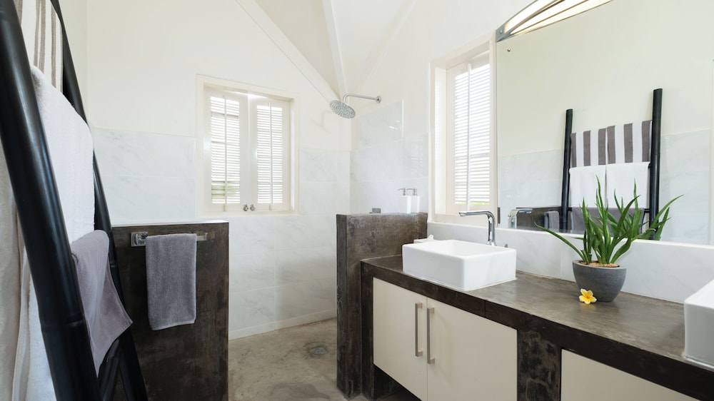 Villa Merta Sari 8 by Villa Finder