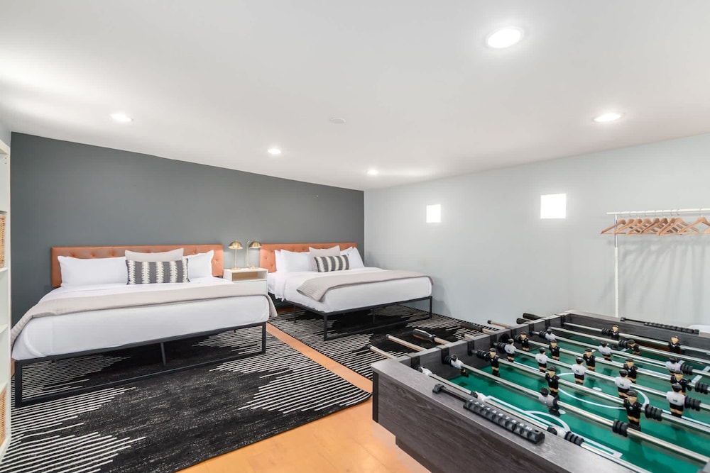 Mescal Villa Casitas Sportcourt Pool NEW Kitchen