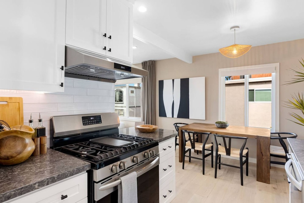 The Drift Manhattan Beach Luxury Design Steps to the Beach