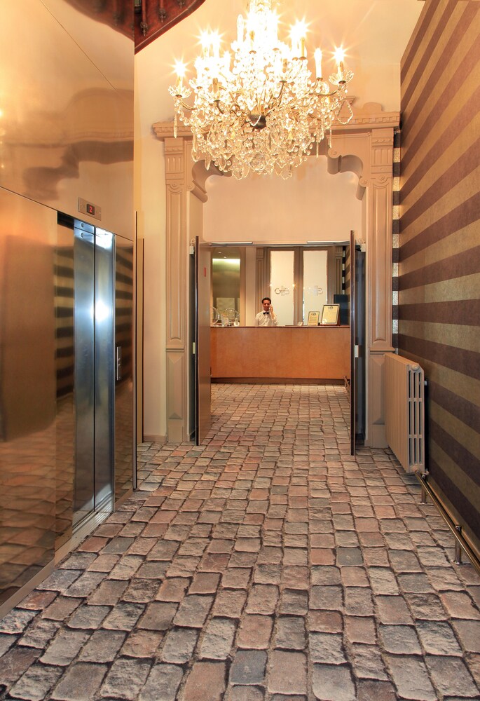 Lourdes Vacations - Grand Hotel de la Basilique - Property Image 13