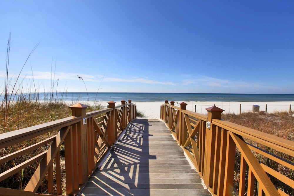 Grand Panama Beach Resort by Panhandle Getaways