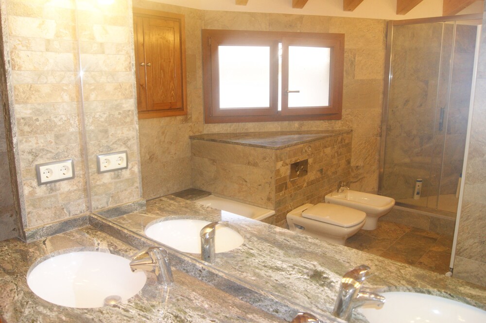 AlpensHolidays Ca la Celia