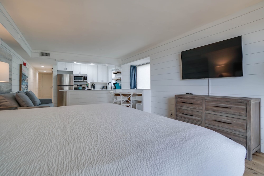 Beachside Two at Sandestin by PHG
