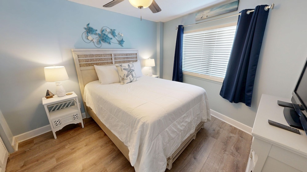 Mainsail 255 3 Bedroom Condo