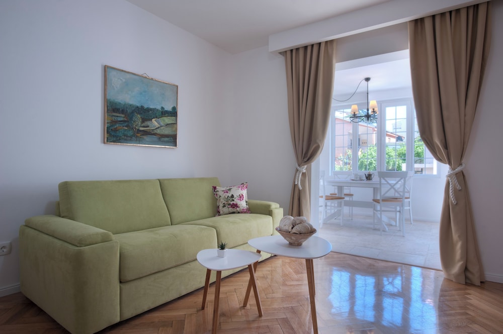 Captain's Villa