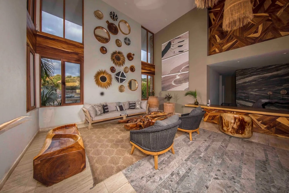 3BD Soleado Ocean Views Pool Resort Beach