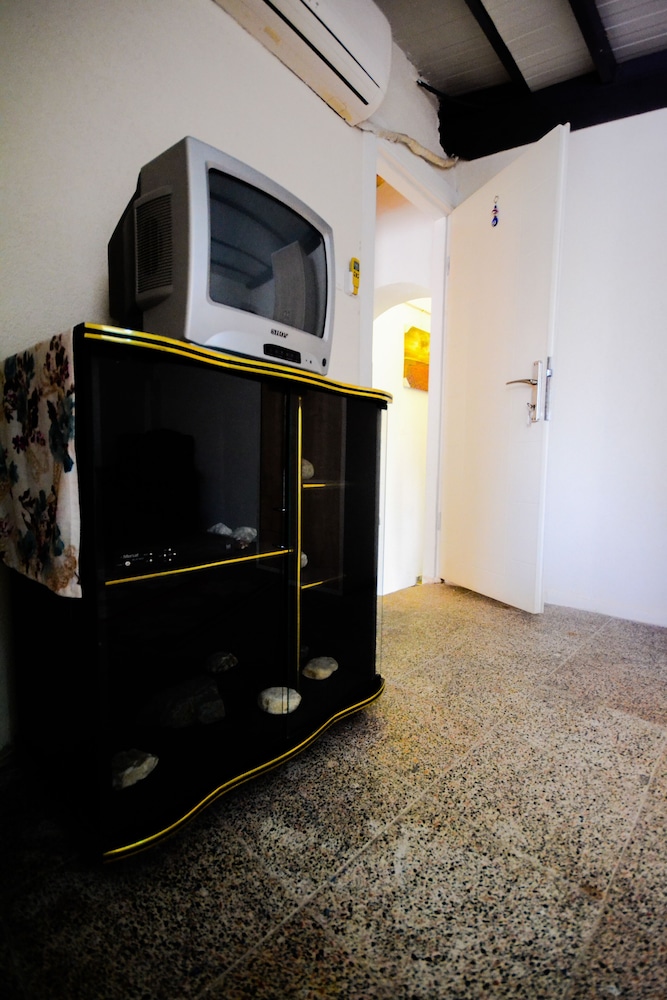 Ayvalik Moda Pansiyon - Image 84