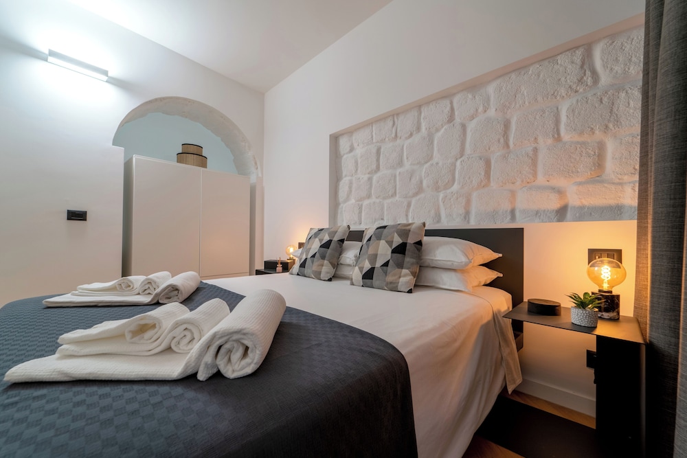 Gonia Residence