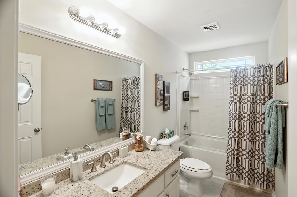 Lowcountry Luxury Near Palmetto Bluff 4 Bedroom Home