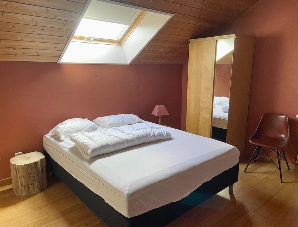Holiday Home in Heure With Pool & Sauna