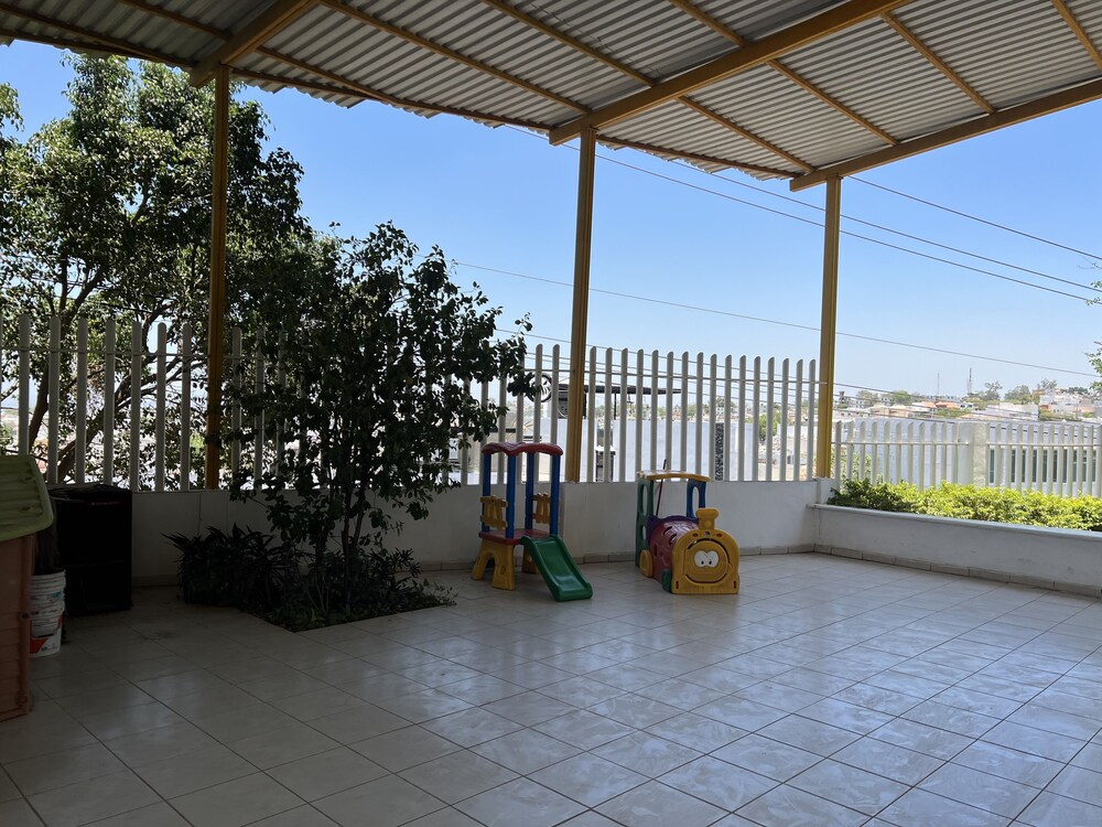 Photo 7