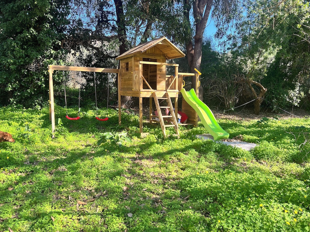 LiRi Family Paradise