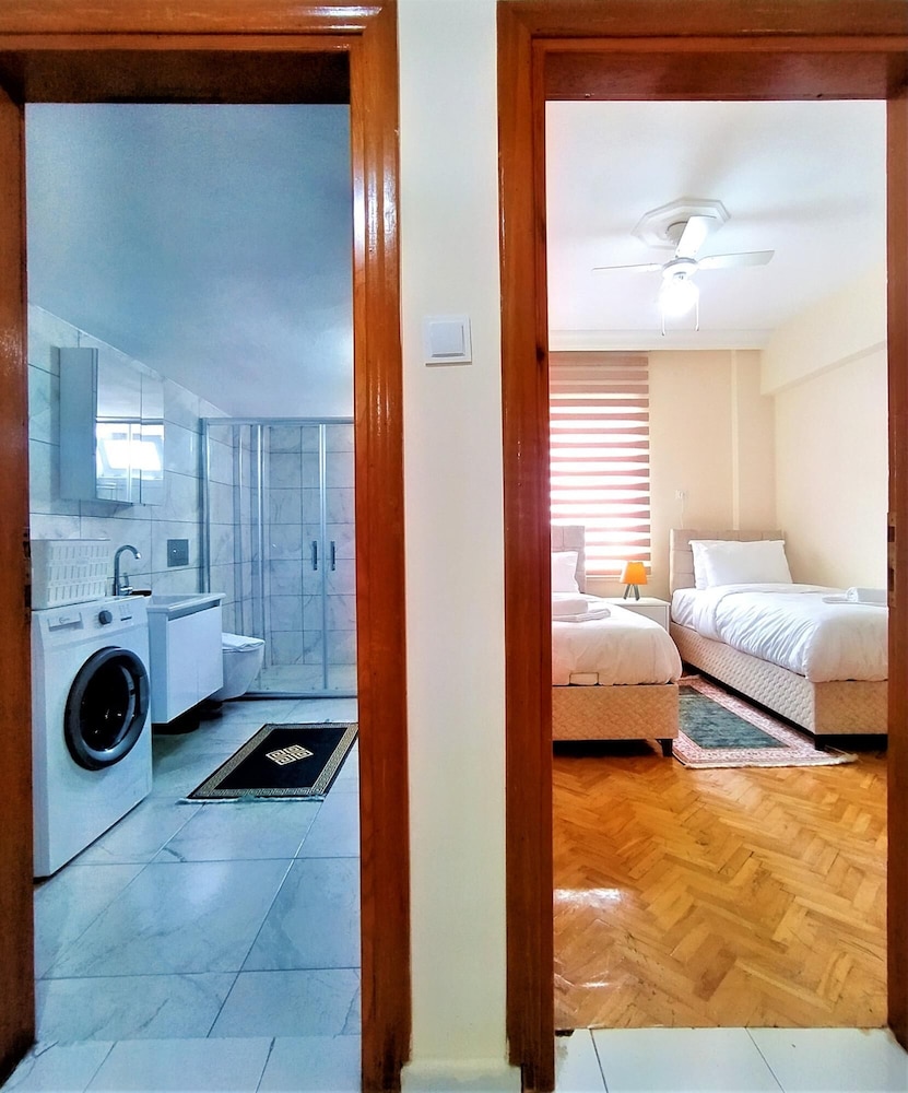 Commodious Flat Near Seaside in Antalya Konyaalti view 4