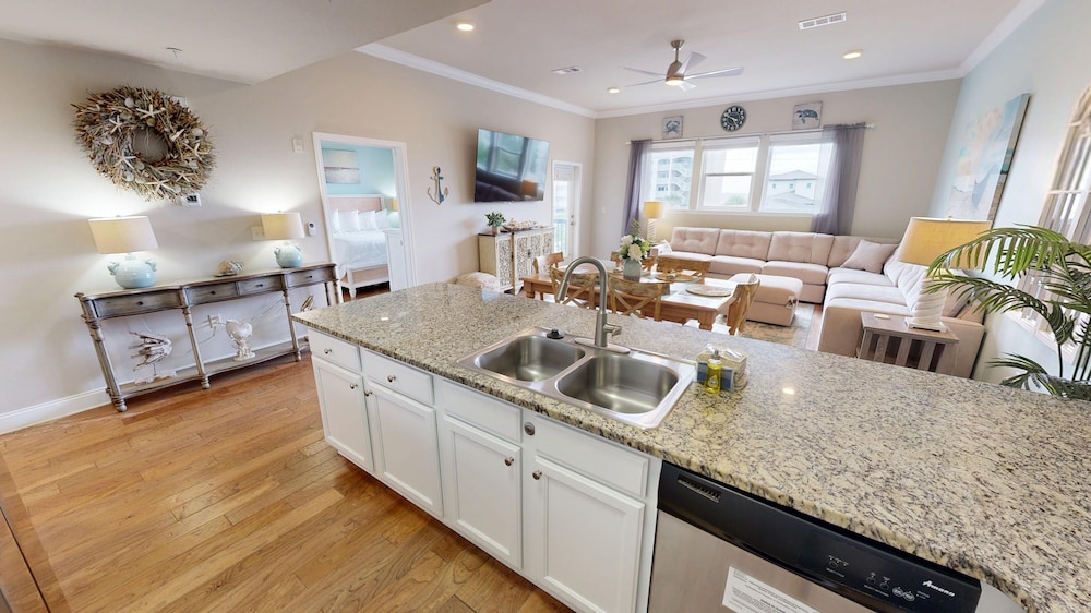 Alerio 301c 3 Bedroom Condo