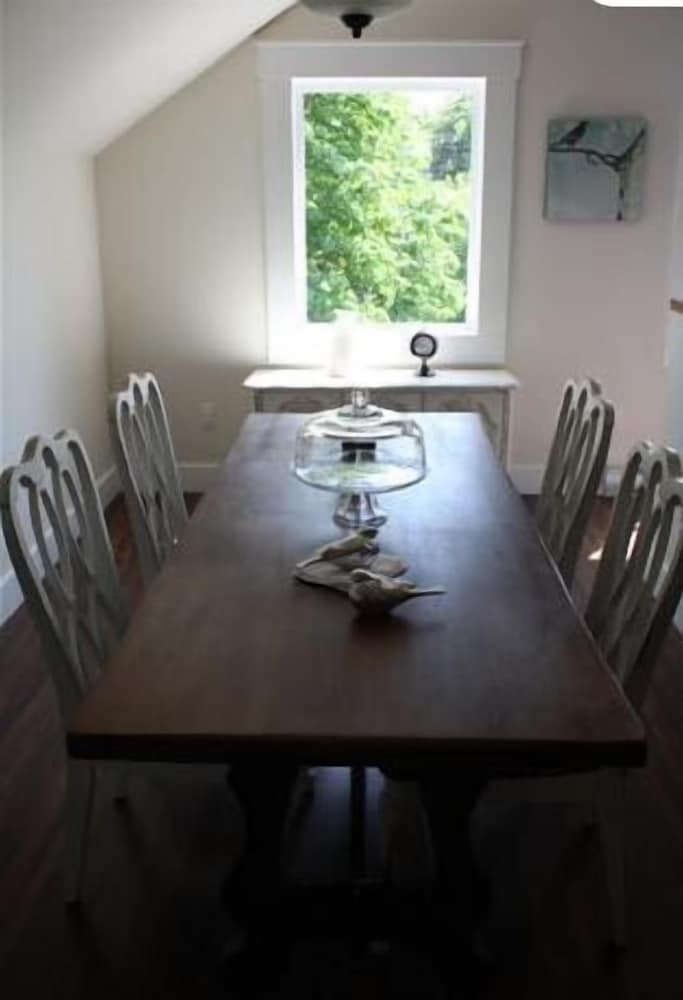 Maple Grove Guest House