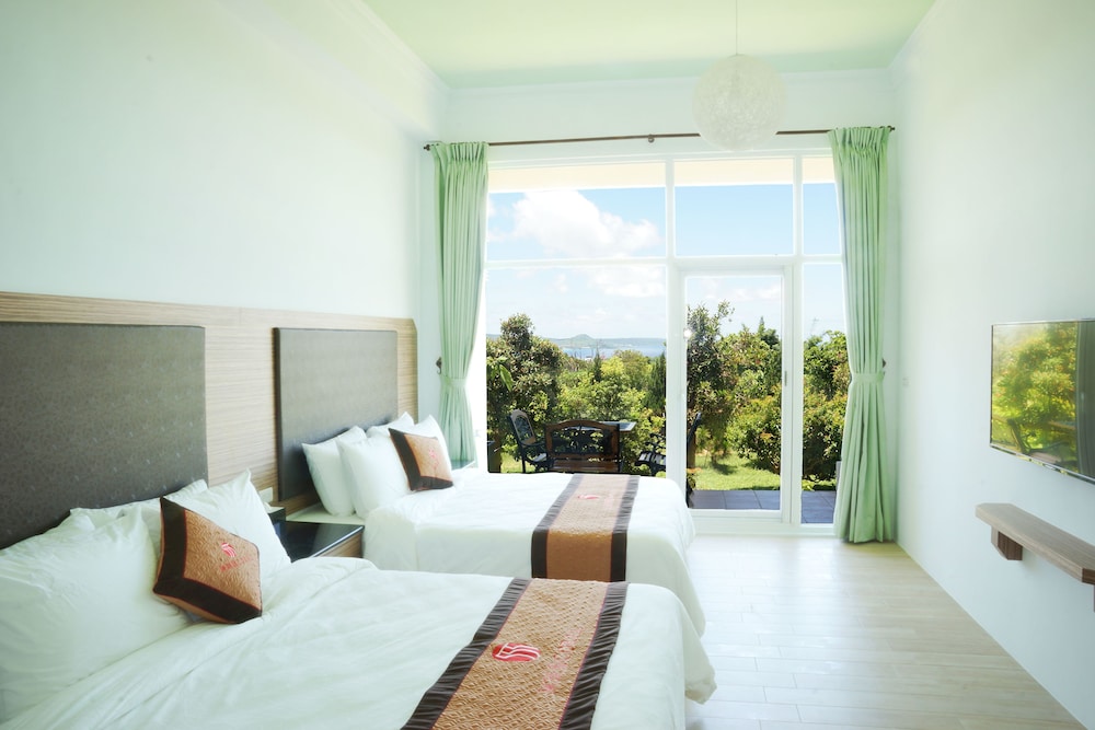Coral Bnb view 3