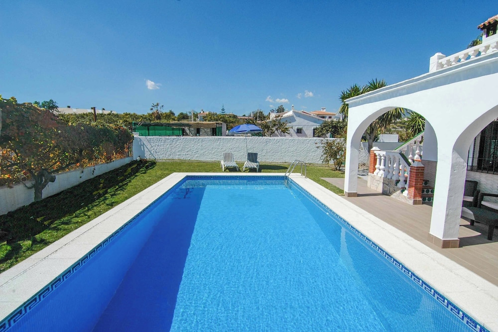 Villa Corbera