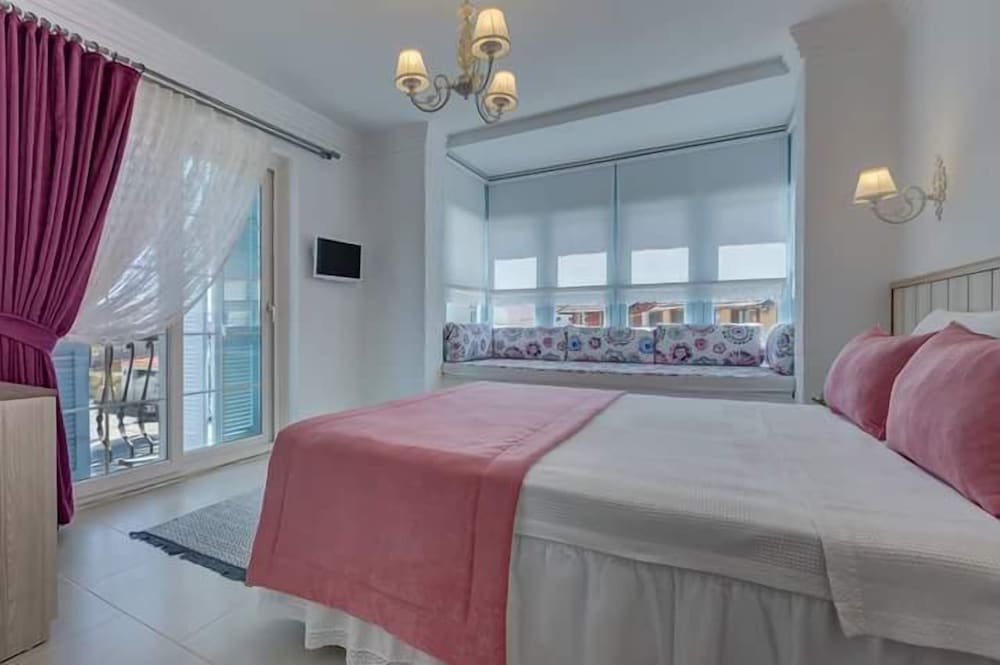 Bella pietra otel