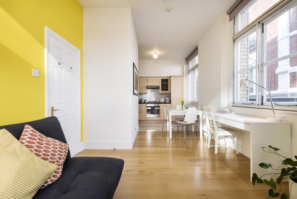 Heart of Shoreditch Apartments