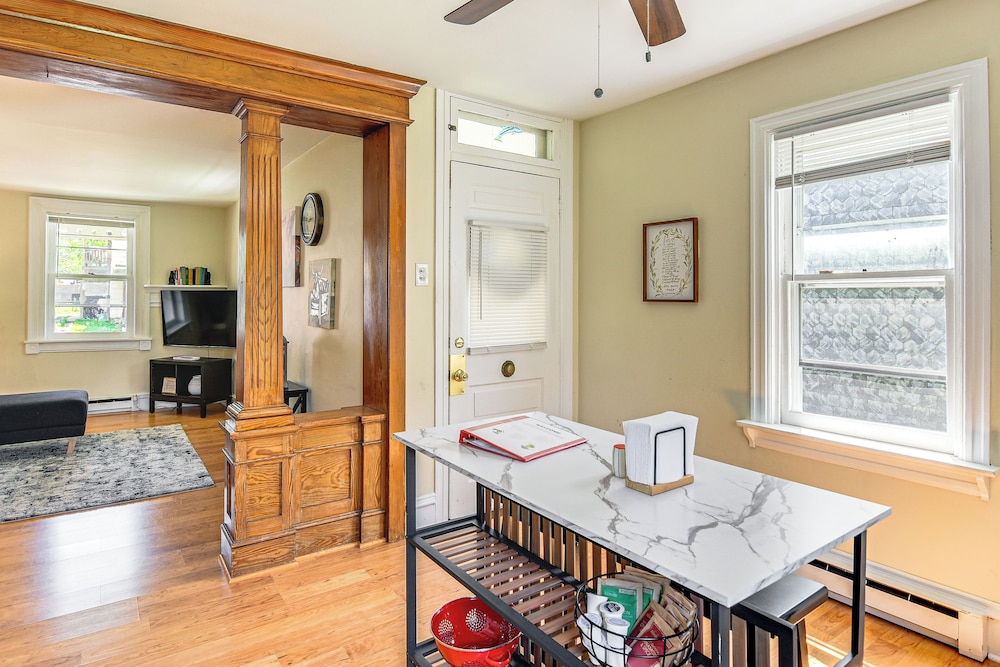 Near Nockamixon State Park: Telford Apt w/ Porch!