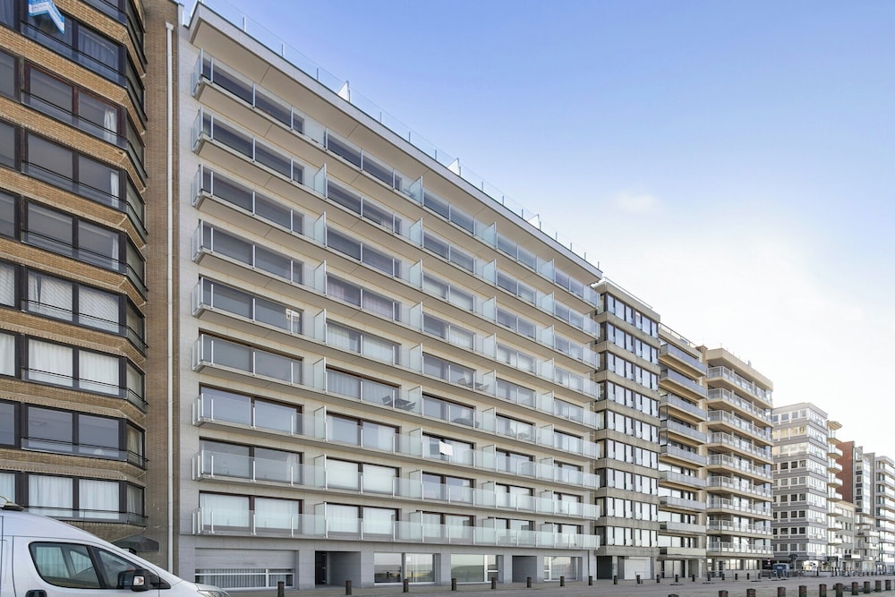 Apartment in Blankenberge With Sea Views