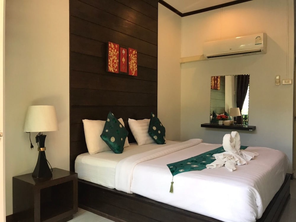 NT House Koh Lipe Resort