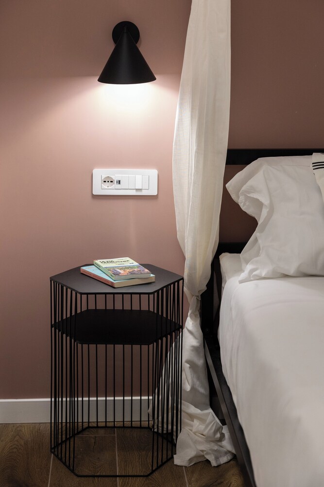 Style & Stone Guest House